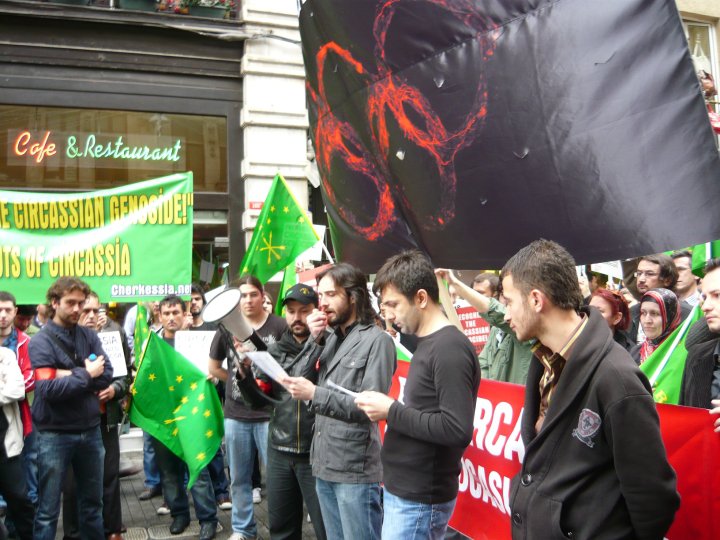 21mayıs 2010 taksim Kafkasya forumu