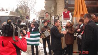 abhazlardan_ab_protestosu