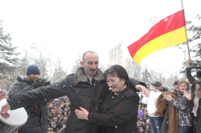 guney-osetya-da-secimler