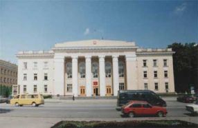 kabartay-parlamento